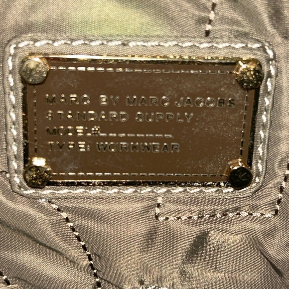 Marc Jacobs Olive Quilted Diaper Bag or large tote - Picture 3 of 14